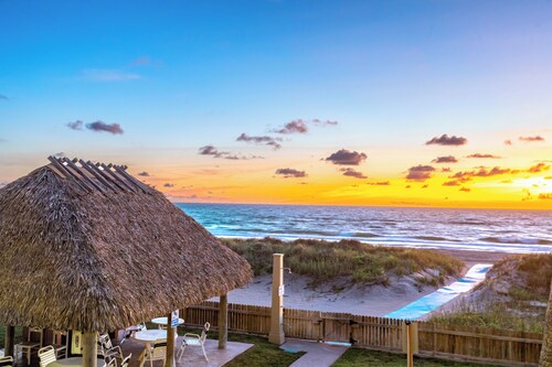 Emerald Seas Deerfield Beach Club