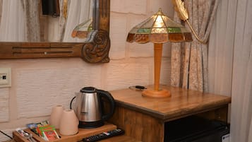 Elite Double Room, Courtyard View | Coffee and/or coffee maker