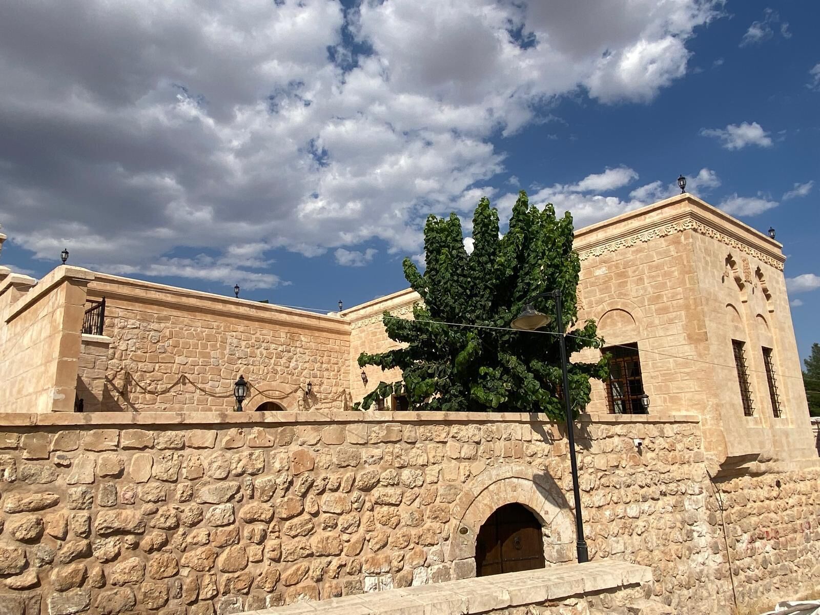 واجهة المنشأة