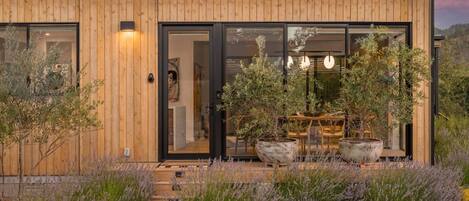 Villa | 8 bedrooms, Internet