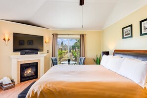 Villa | 5 bedrooms, Internet - French Provencal Chateau in the Heart of Napa (Calistoga)