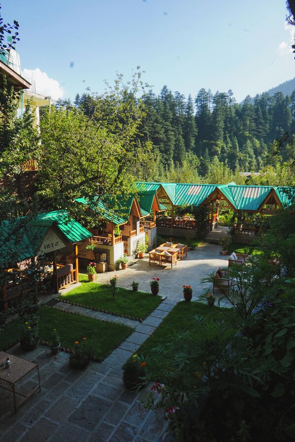 Living area - Hide-in Old Manali (Manali)