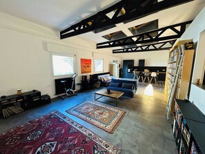 Fernseher