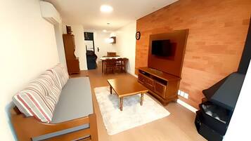 Apartment | Living area | TV
