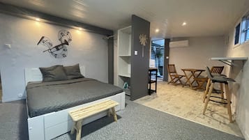 1 bedroom, desk, iron/ironing board, free WiFi