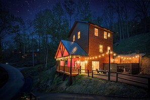 Exterior - *Serene 3BD Lodge w/ HOT TUB! Pool Table + WiFi* (Sevierville)