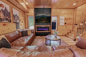 Televisión, chimenea y videojuegos