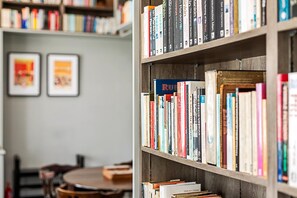 Exterior - Book Lovers West End Home (London)