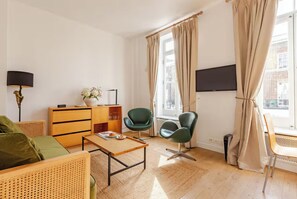 TV, video games, stereo