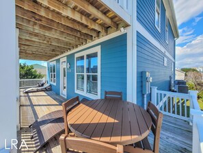 Outdoor dining - Relax & Recharge at Paid Time Off (Surf City)