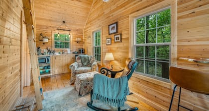 The Green Treehouse at Little River Treehouses