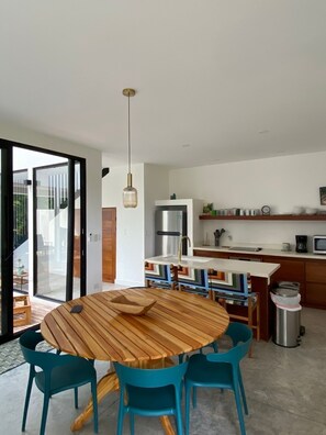 Dining - Stunning 3 BR 2.5 Bath House With Private Pool in Buena Vista, Samara (Sámara)