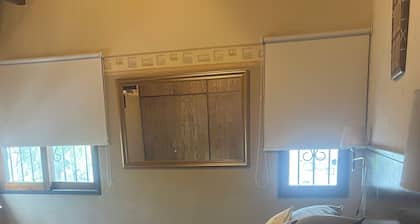 Spacious 5-bedroom house with WiFi, AC in phenomenal Mendoza