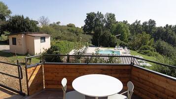 Baumhaus, Poolblick | Terrasse/Patio