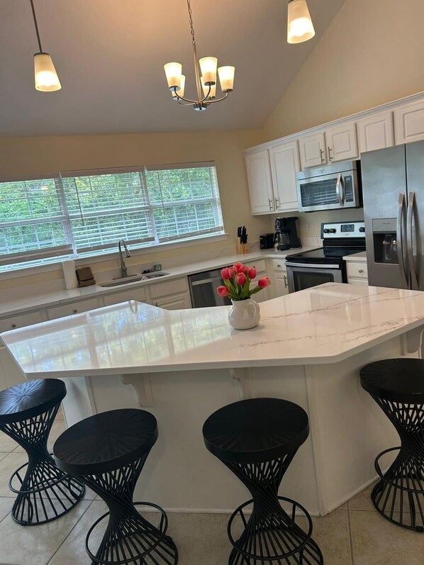 Private kitchen - Beautiful house in fabulous Destin with WiFi, AC (Destin)