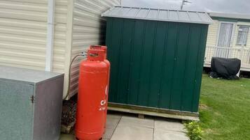 Cabin | Property grounds