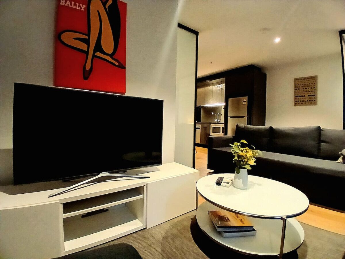 TV