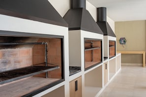 Aire de pique-nique/barbecue