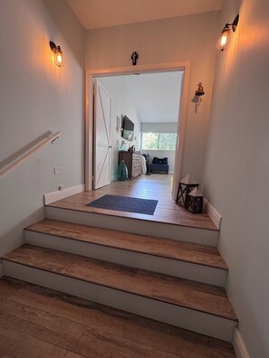 Interior - 2-bedroom 2.5 bathroom gated townhome in Tavernier with dry storage & ramp (Tavernier)