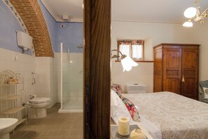 Shower, jetted tub, hair dryer, bidet