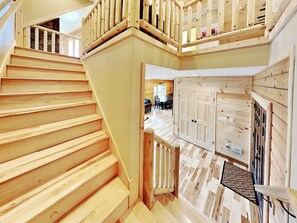 House (5 Bedrooms) | Property amenity - Fortune Mountain Retreat by Taylor Made Deep Creek (McHenry)