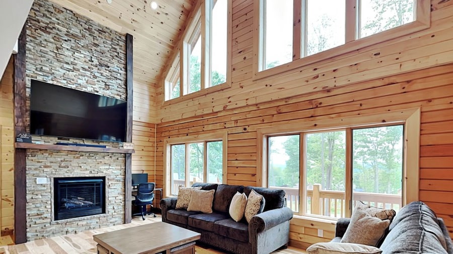 Fortune Mountain Retreat by Taylor Made Deep Creek