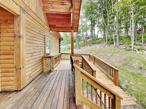 House (5 Bedrooms) | Property amenity - Fortune Mountain Retreat by Taylor Made Deep Creek (McHenry)