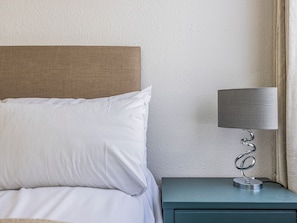 3 Schlafzimmer, Schreibtisch, Bügeleisen/Bügelbrett, kostenloses WLAN