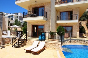 Exterior - Elena Is A Contemporary, Spacious Apartment Within The Stunning Elvina Complex (Kalkan, Antalya)