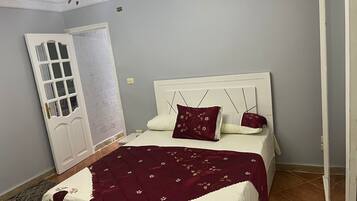 2 間睡房、熨斗/熨衫板、Wi-Fi、床單