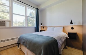 Ropa de cama hipoalergénica, wifi gratis y ropa de cama 