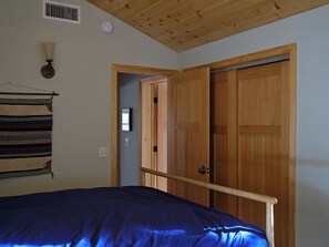 3 chambres, bureau, fer et planche Ă repasser, Wi-Fi gratuit