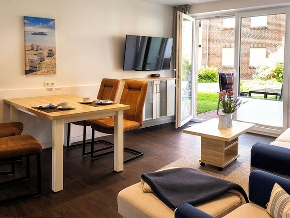 Living area - Vacation apartment Norddeicher Perle 1 (Norddeich)