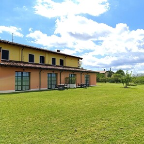 Exterior - La Crosona 1 Accessible Apartment in the Countryside (Lazise)