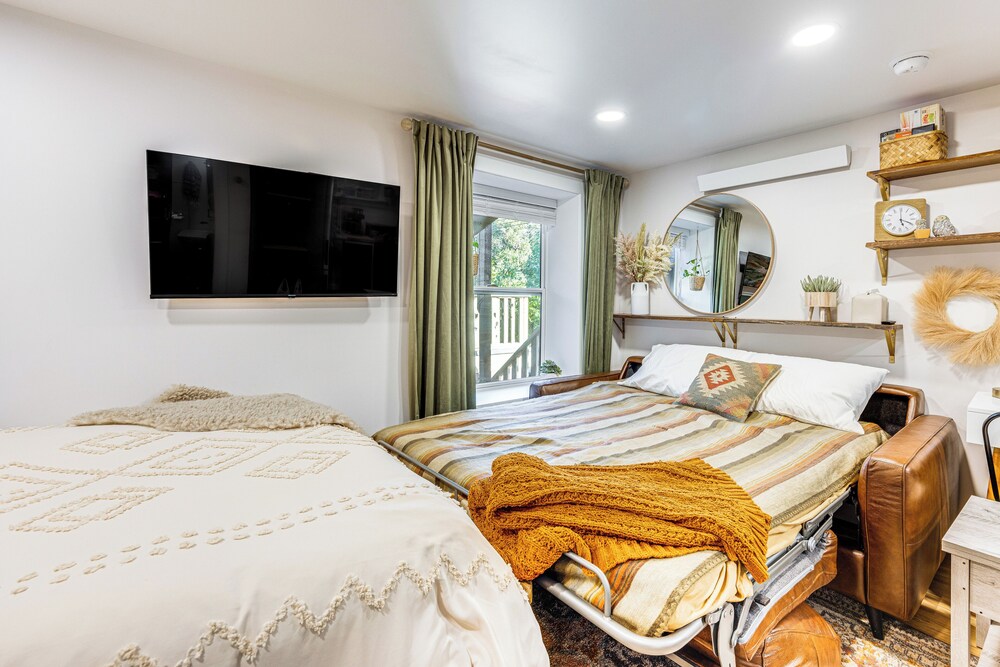 'Lovers Lane Chalet' Dtwn Manitou Springs Studio! Manitou Springs Vrbo