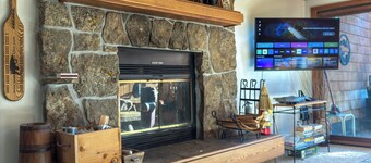 Charming 3-Bedroom Luxury Condo – Just 5 Minutes from Big Sky Slopes!