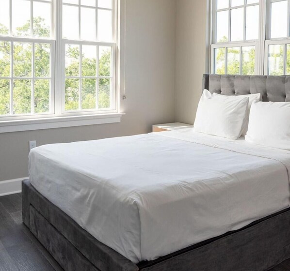 2 chambres, fer et planche Ă repasser, draps fournis