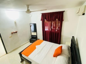 8 habitaciones, wifi y ropa de cama 