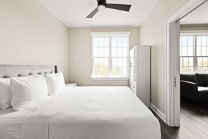 2 chambres, fer et planche Ă repasser, draps fournis