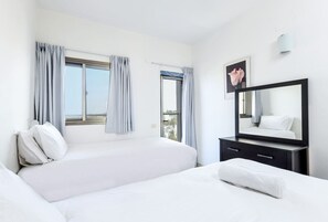 3 bedrooms, iron/ironing board
