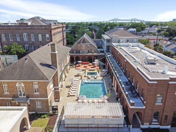 Exterior - Relaxing 2BR Suite in NOLA’s Famous Neighborhoods (New Orleans)