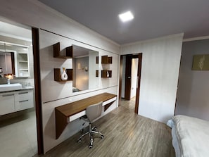 Premium House | 2 bedrooms, premium bedding, desk, WiFi (free)