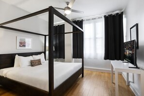 1 chambre, fer et planche Ă repasser, draps fournis