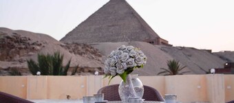 Crystal pyramid inn 