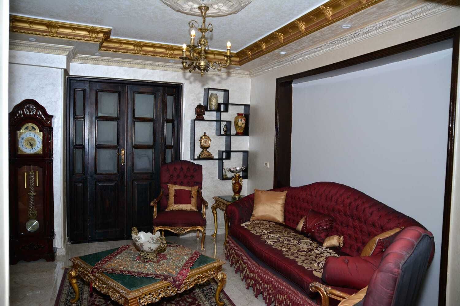 Photo - Crystal pyramid inn