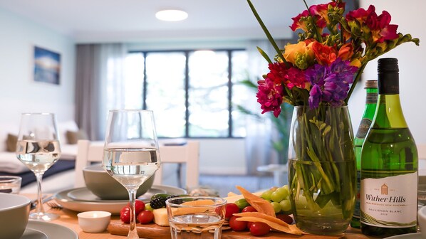 Apartment 215 Sebel Kiama | Dining
