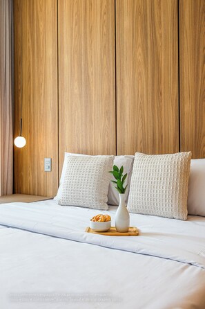 럭셔리 아파트 | 책상, 노트북 작업 공간, 암막 커튼, 방음 설비