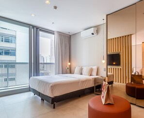 Deluxe Studio - JFL prédio completo com café da manha (São Paulo)