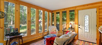 Family Friendly Cottage - Game Room+firepit+smores