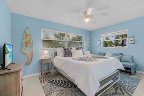 4 多间卧室、办公桌、熨斗/熨衣板、旅行婴儿床